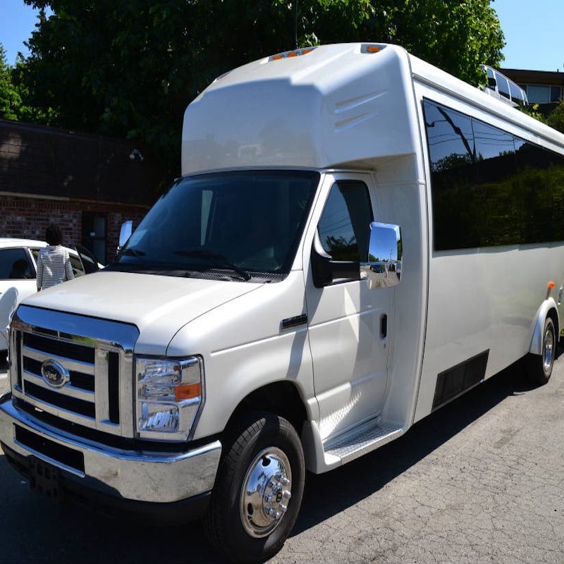 Mini coach bus charter rental